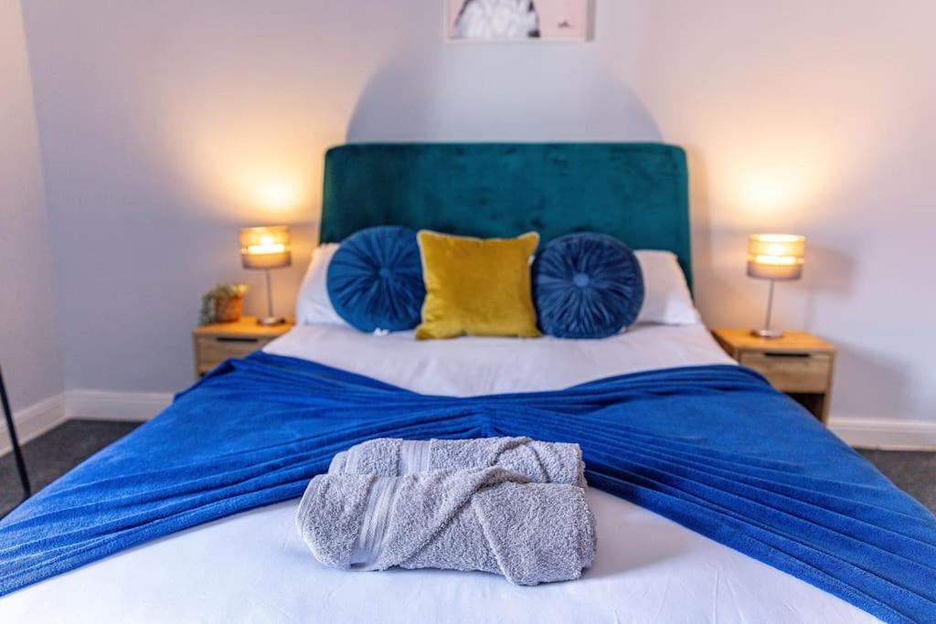 Glasswing Stays Liquorice Lodge คาสเซิลฟอร์ด ภายนอก รูปภาพ