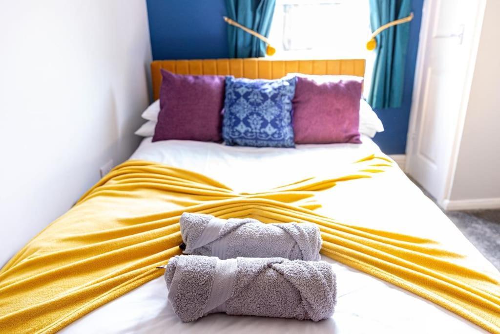 Glasswing Stays Liquorice Lodge คาสเซิลฟอร์ด ภายนอก รูปภาพ